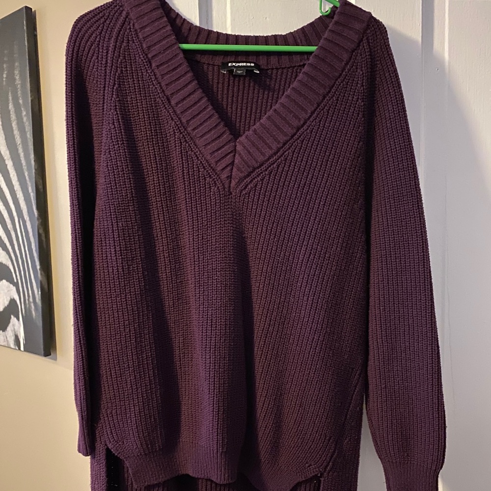 V-neck Sweater